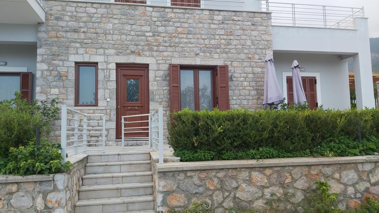 Light Blue Studios 2 Poulithra Exterior photo